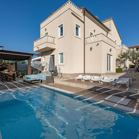 Villa Castagna Near The Sea With Private Pool And Sauna Премантура Екстер'єр фото